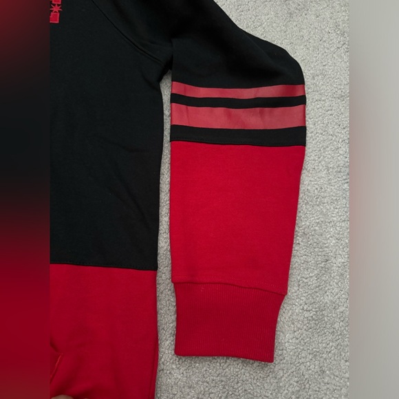 DC Black Logo Full Sleeves Hoodie in Small - Picture 8 of 11